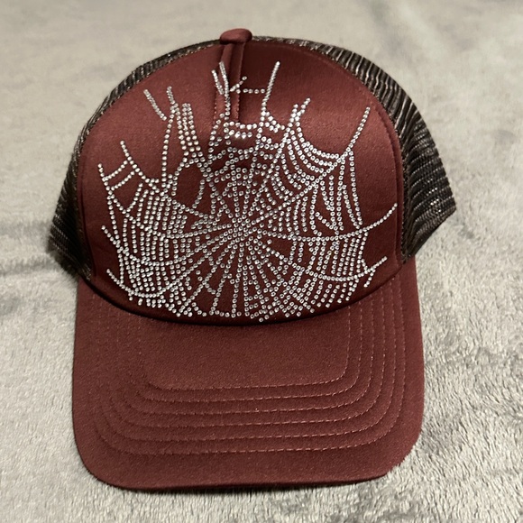 Sp5der Maroon Reddish Color Web Trucker Hat New - Picture 1 of 7